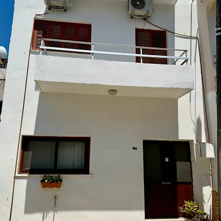 بيت للعطل Arsinoe